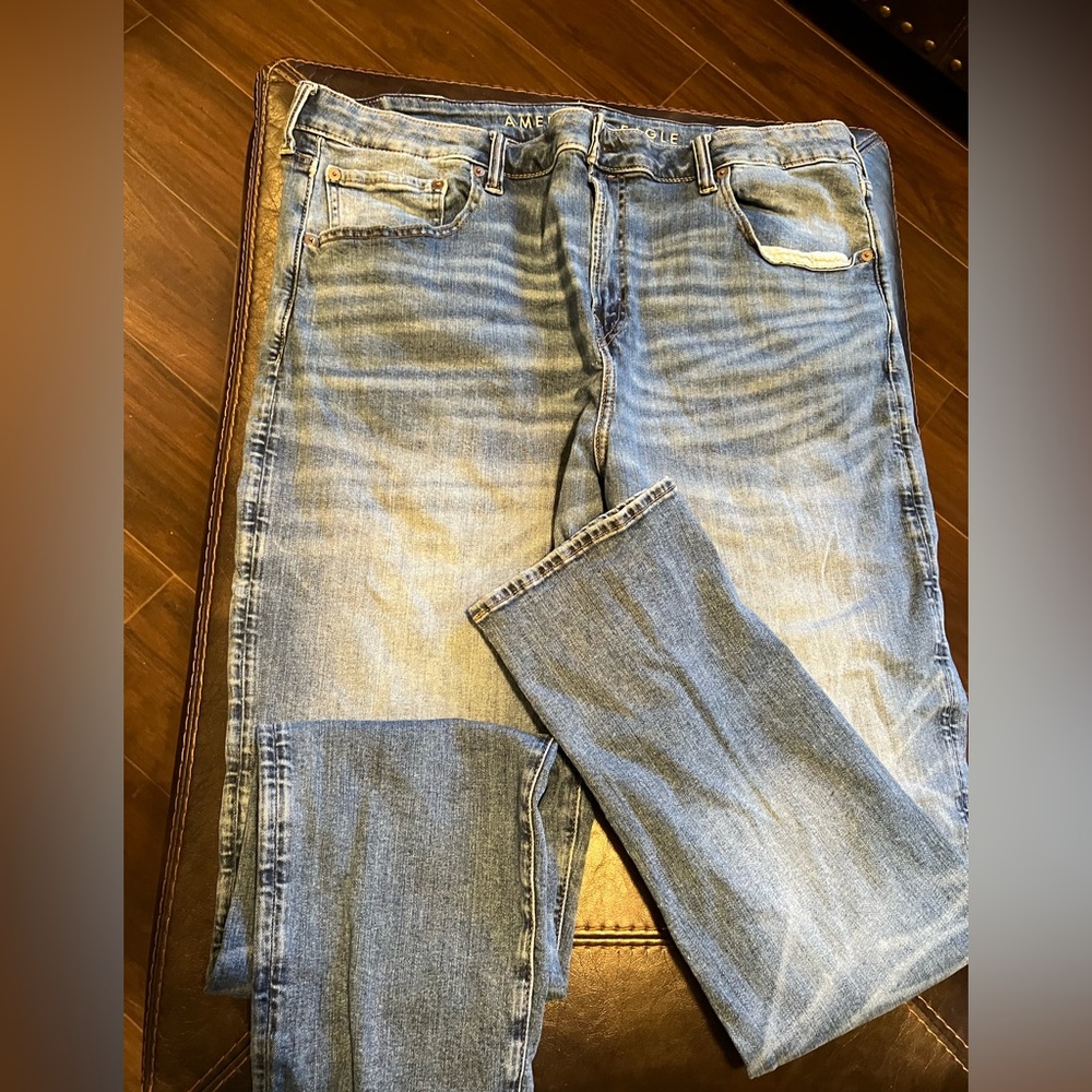 Men’s American Eagle jeans. 40x34, athletic fit. Like new
